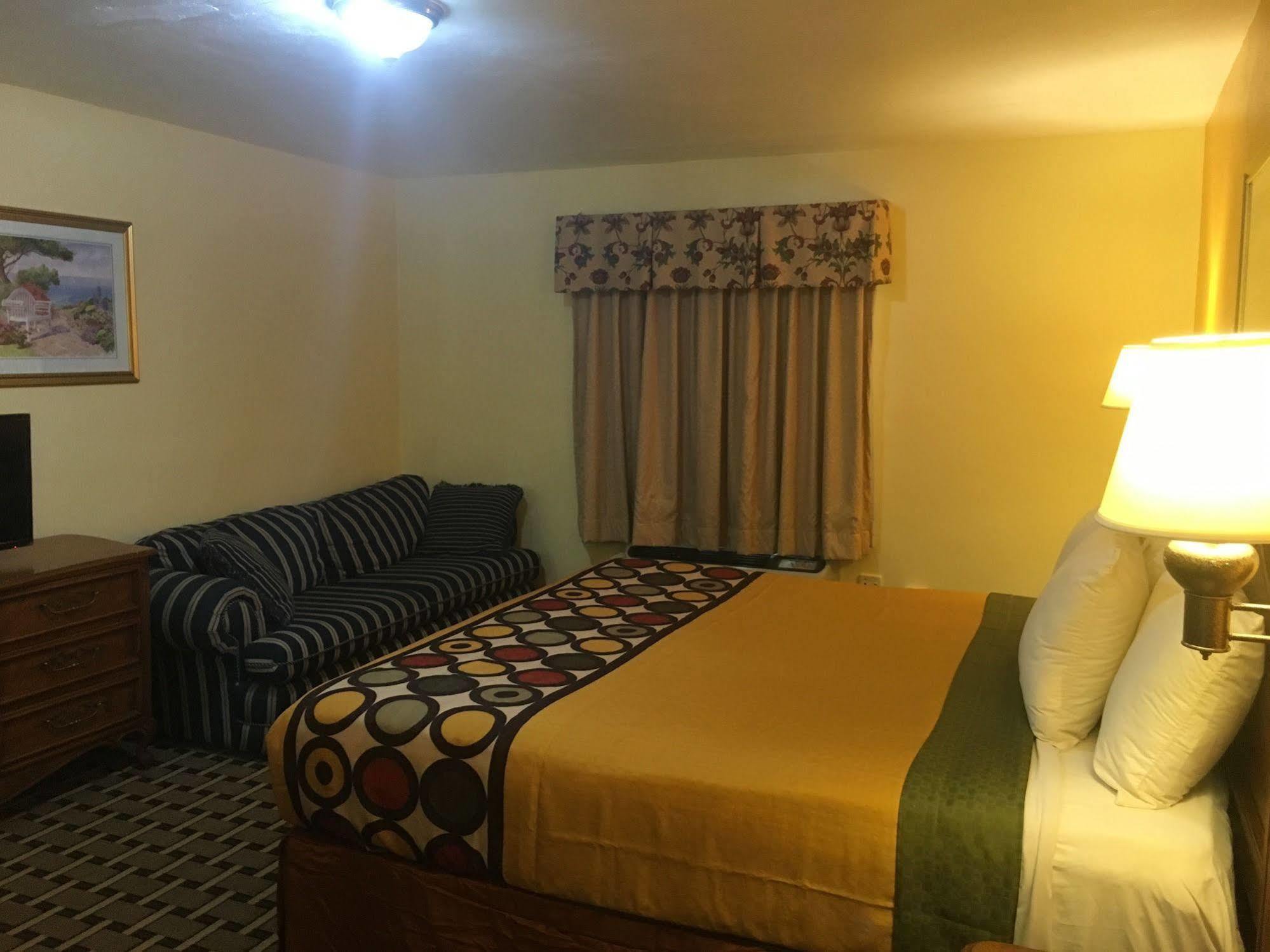 Old Kentucky Home Motel 巴兹敦 外观 照片
